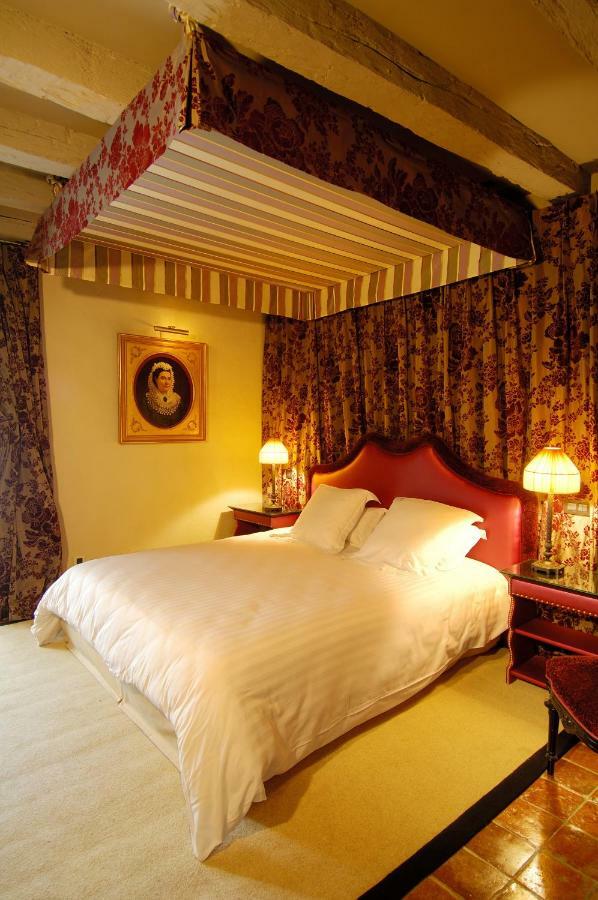 Relais Et Chateaux Michel Trama Puymirol Exteriör bild
